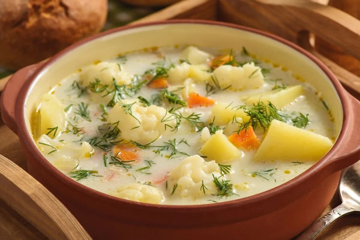 Jak zabielić zupę bez grudek – sprawdzone metody i porady